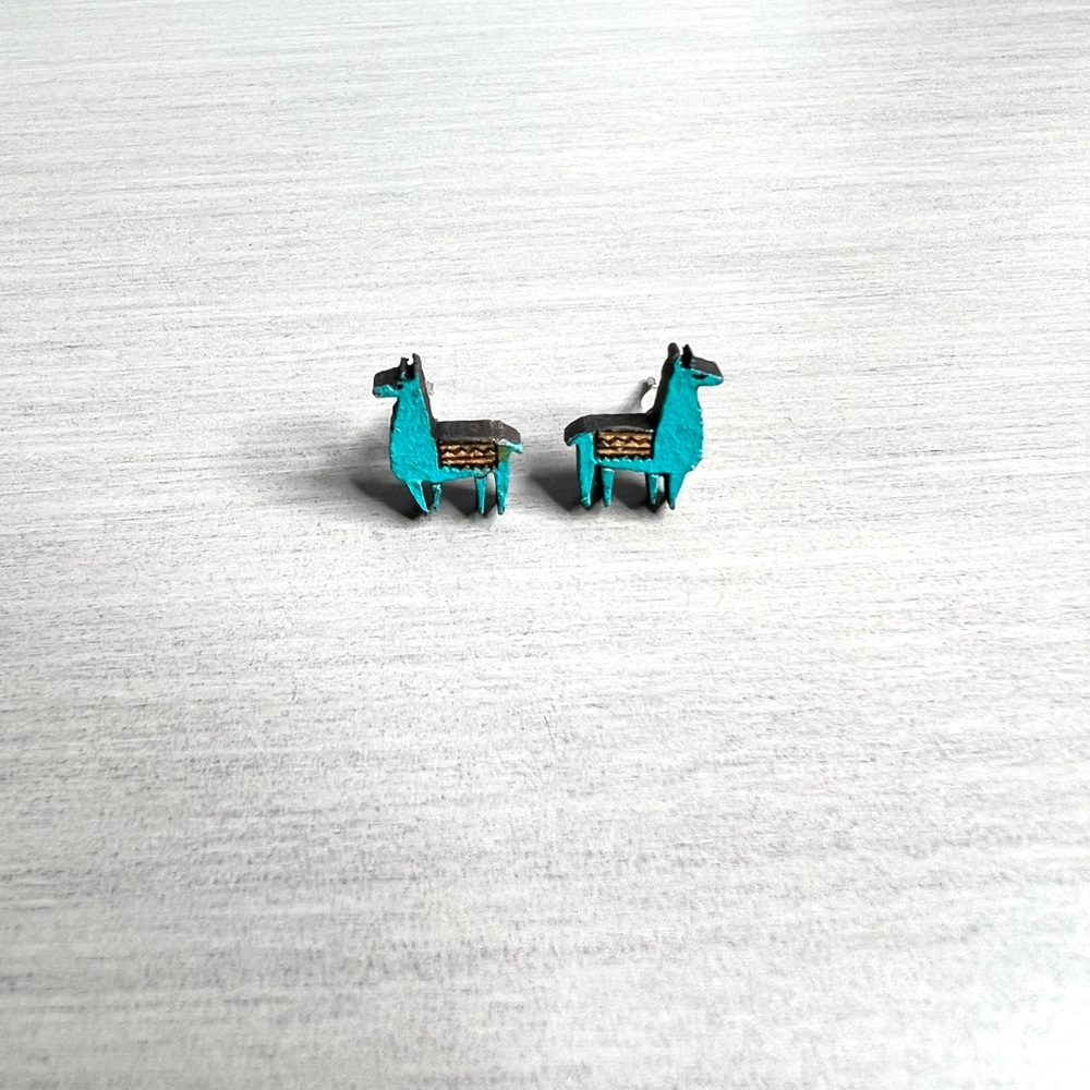Cute Llama Earring!
